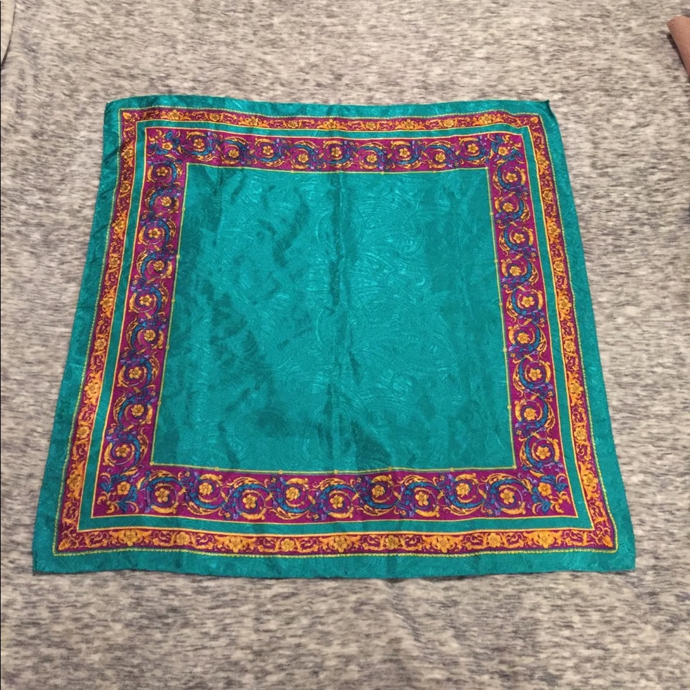 Flawless blue scarf